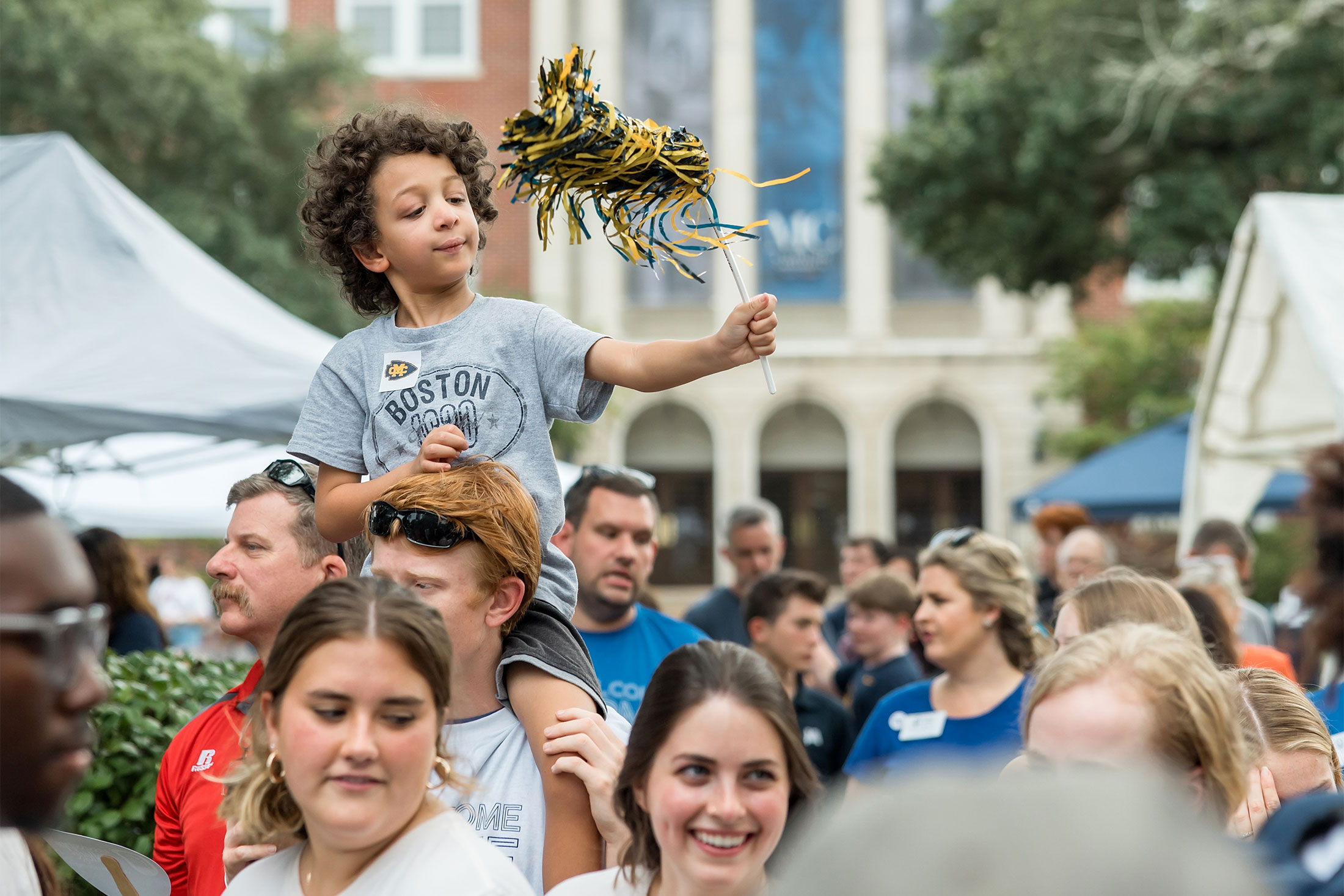 MC families enjoy tailgating at homecoming